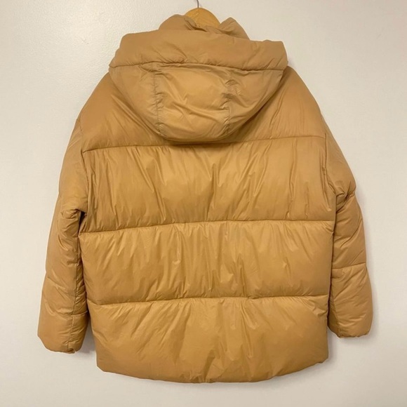 Abercrombie & Fitch puffer coat - Picture 5 of 6